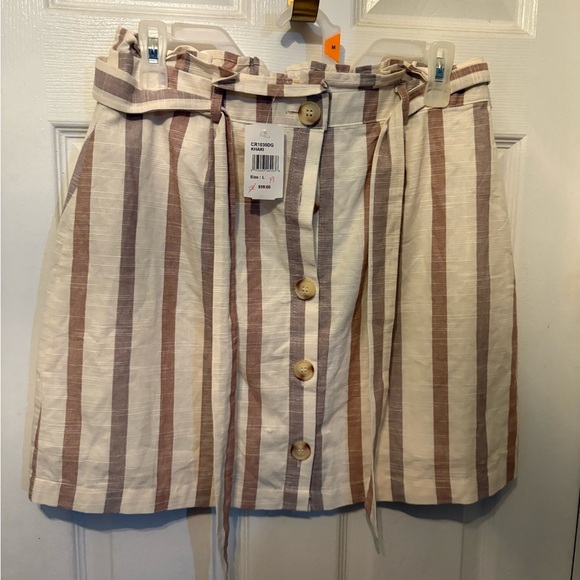 Mine Cream and Tan A-Line Mini Skirt‎ Tie Front Casual - Picture 1 of 3